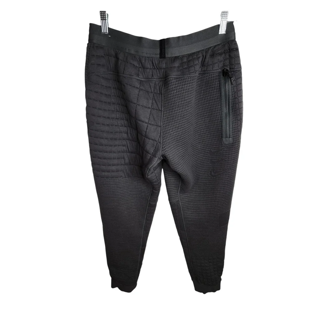 Nike tech pack